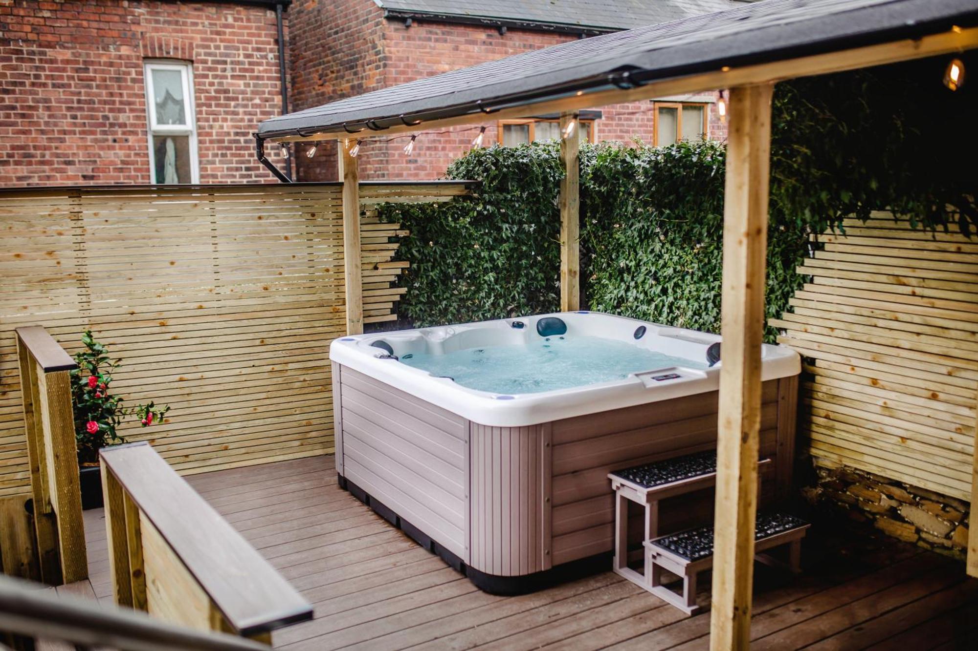Modern Central Luxury Home With Hot Tub Sauna 11Ppl Шефилд Экстерьер фото