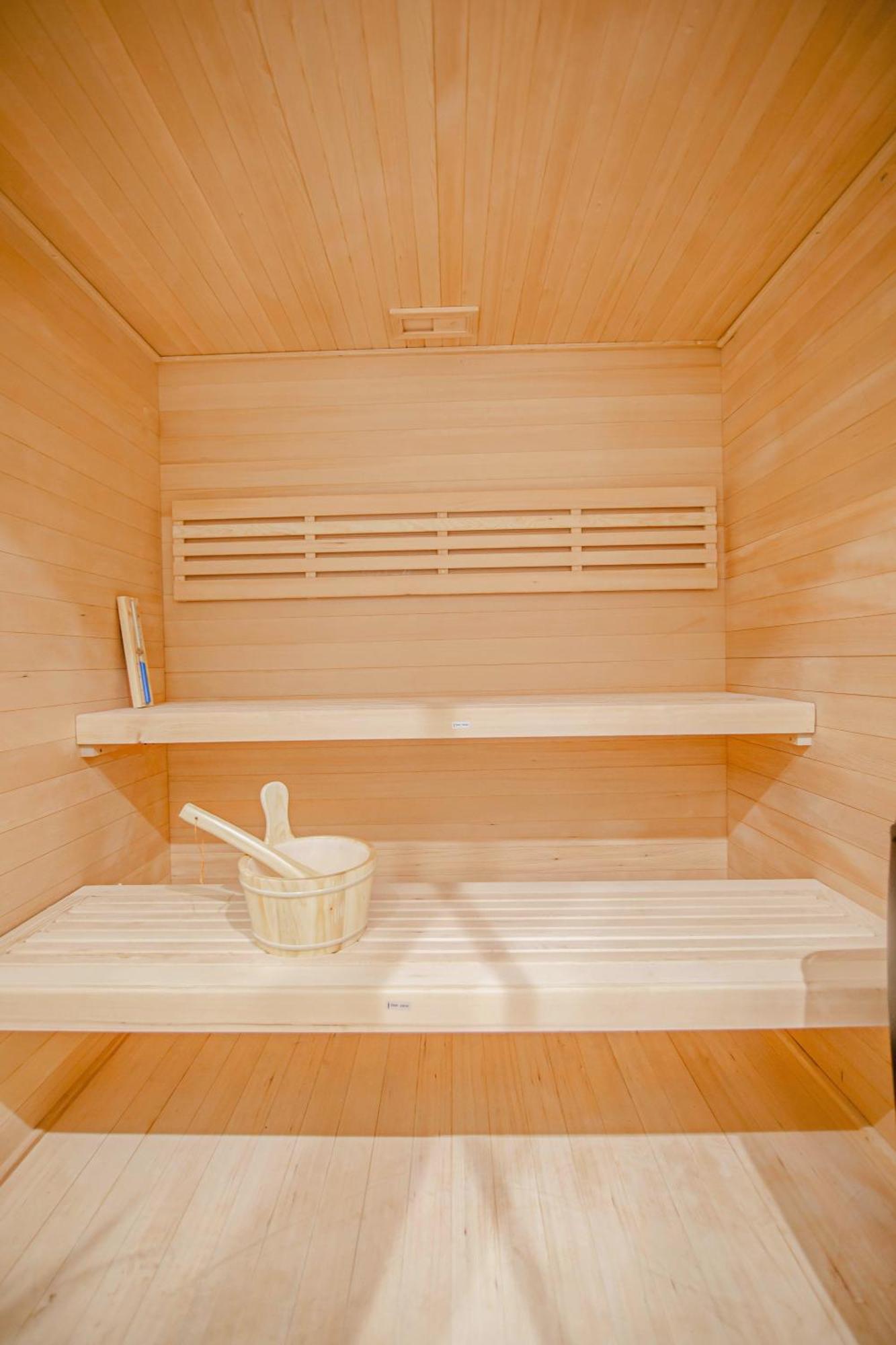 Modern Central Luxury Home With Hot Tub Sauna 11Ppl Шефилд Экстерьер фото